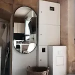 Hébergement de vacances Wave 24 Savynomad Harbour & Private Jacuzzi Cave La Valette