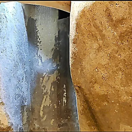 Wave 24 Savynomad Harbour & Private Jacuzzi Cave Сasa de vacaciones La Valeta