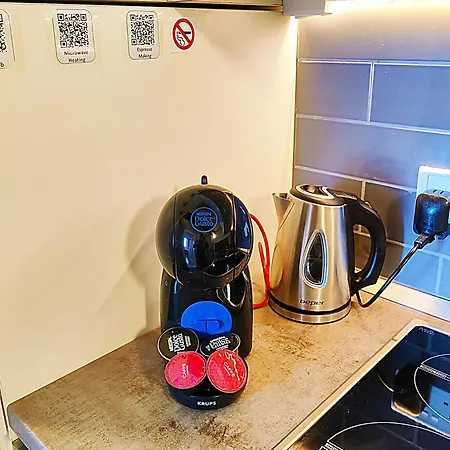 Wave 24 Savynomad Harbour & Private Jacuzzi Cave Сasa de vacaciones