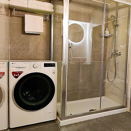 Сasa de vacaciones Wave 24 Savynomad Harbour & Private Jacuzzi Cave *