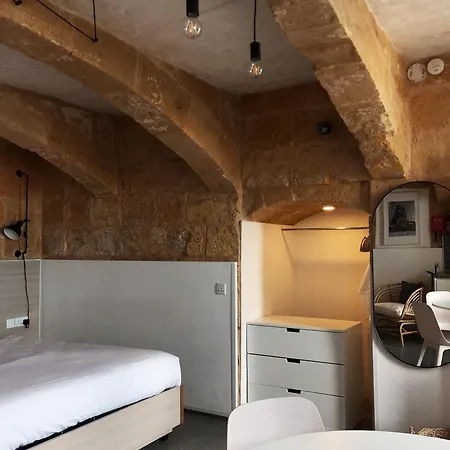 Wave 24 Savynomad Harbour & Private Jacuzzi Cave Сasa de vacaciones *