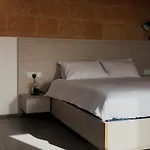 Wave 24 Savynomad Harbour & Private Jacuzzi Cave Casa vacanze