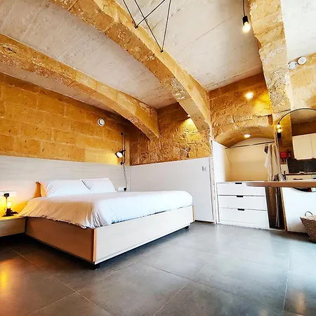 Wave 24 Savynomad Harbour & Private Jacuzzi Cave Hébergement de vacances *