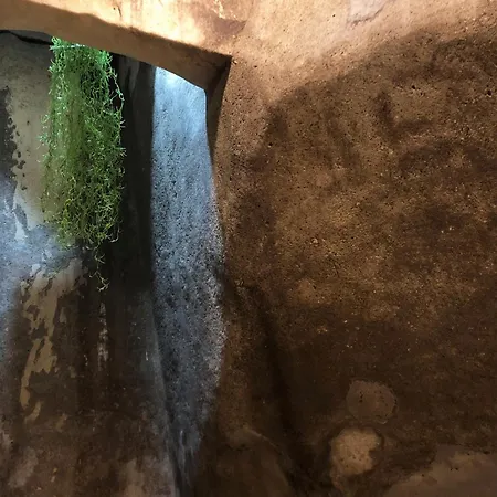 Wave 24 Savynomad Harbour & Private Jacuzzi Cave *