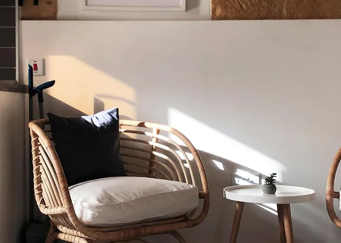 Wave 24 Savynomad Harbour & Private Jacuzzi Cave * バレッタ